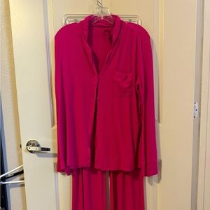 Hot Pink SKIMS Pajamas! Gently worn and washed.